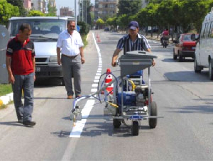 Yol çizgileri Yol çizgileri